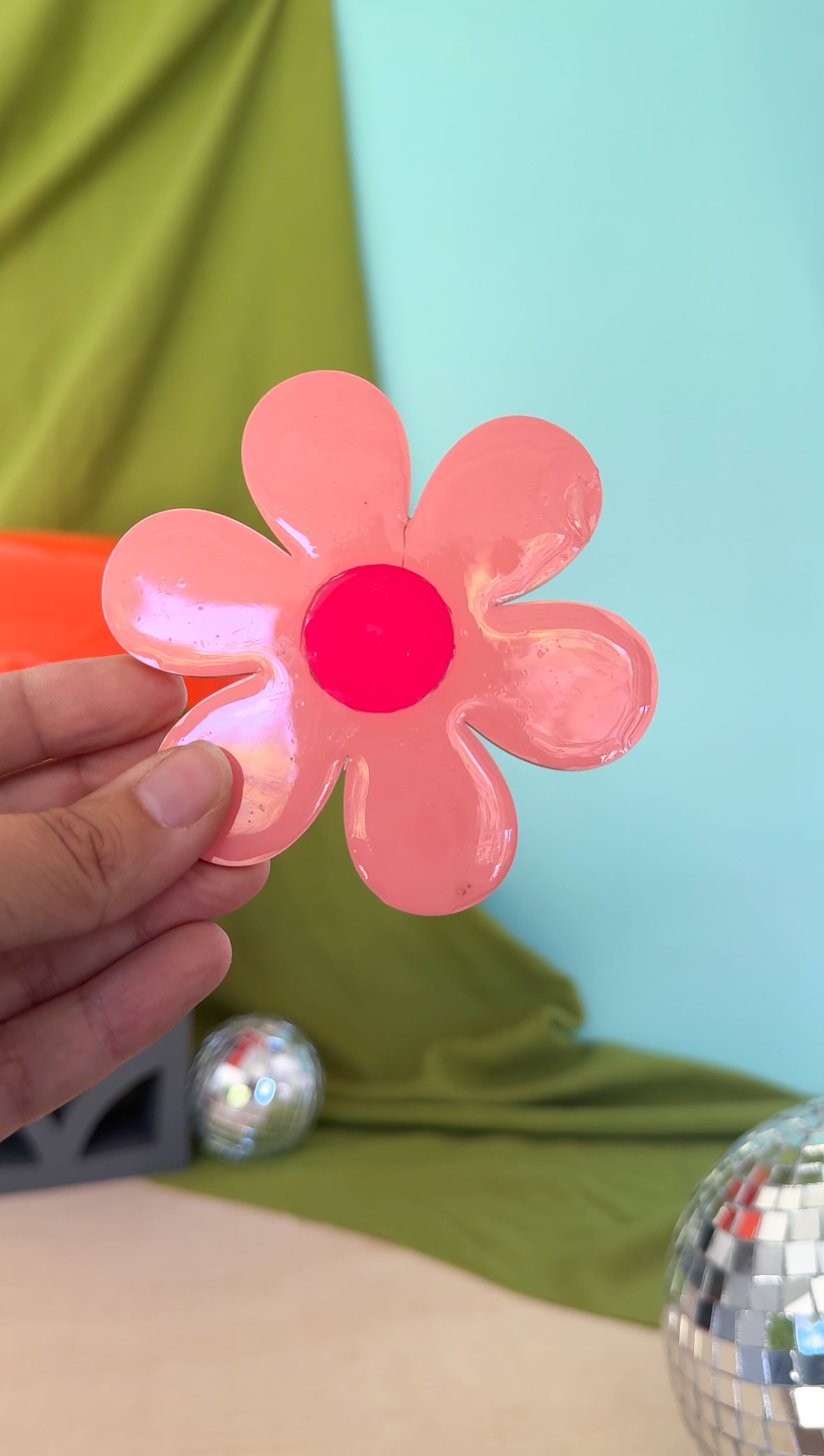 Retro Inspired Acrylic Flower Coaster